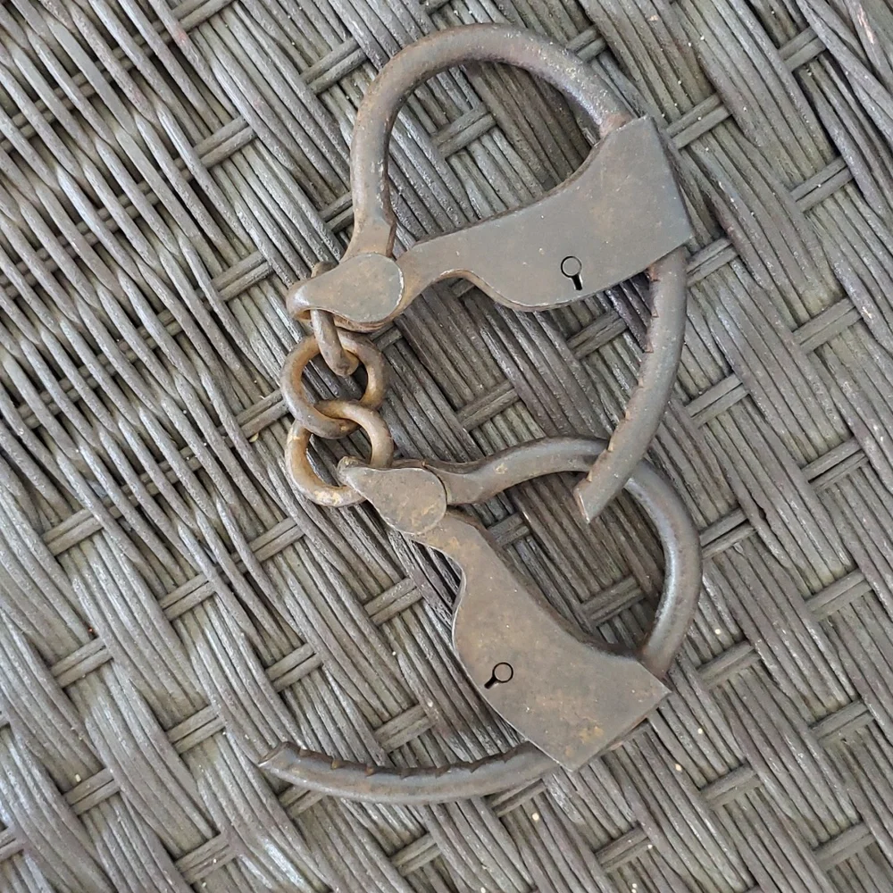 1800s Handcuffs Antique Tower's Double Lock Swivel Link Handcuffs - Picture 15 of 15